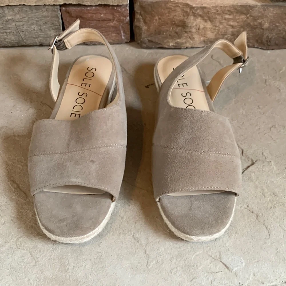 Sole Society size 8 leather sandals
